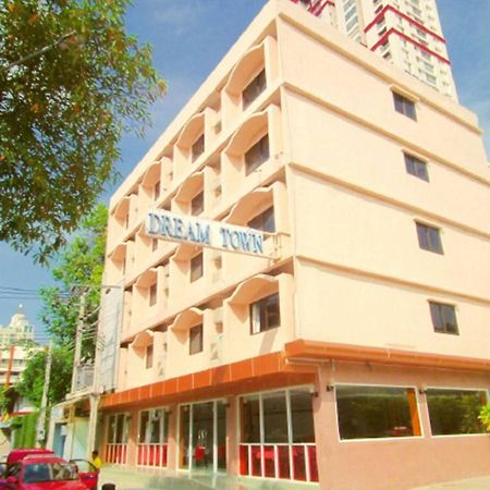 Dt Hotel - Pratunam Banguecoque Exterior foto